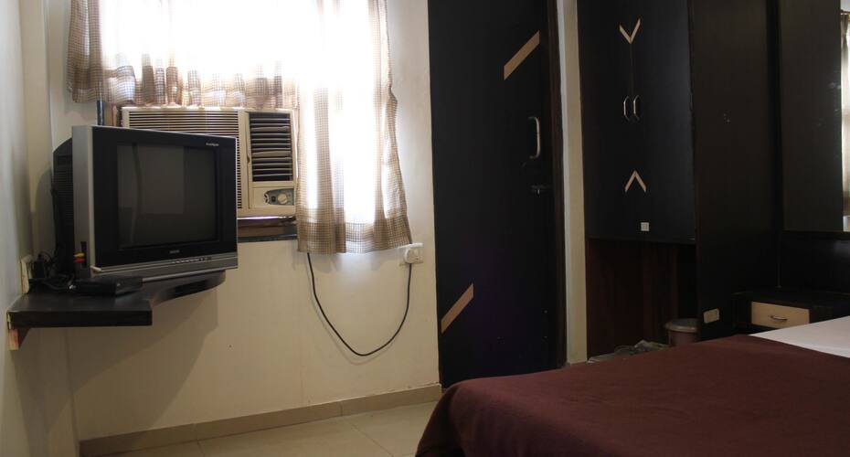 Eagle Executive Hotel, Pune 5